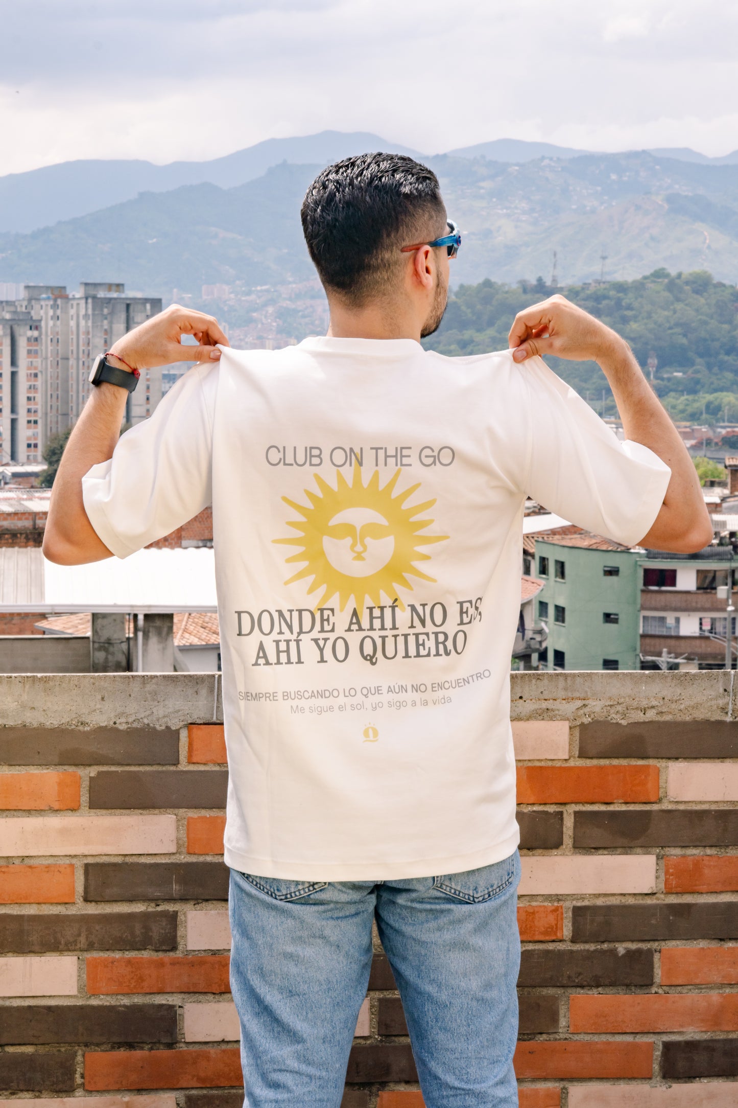 Club On The Go  – Camiseta Oversize Unisex